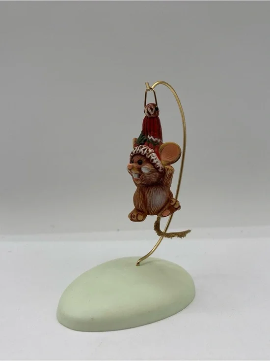 Hallmark Keepsake 1985 Vintage Merry Mouse Handcrafted Ornament - Picture 2 of 12